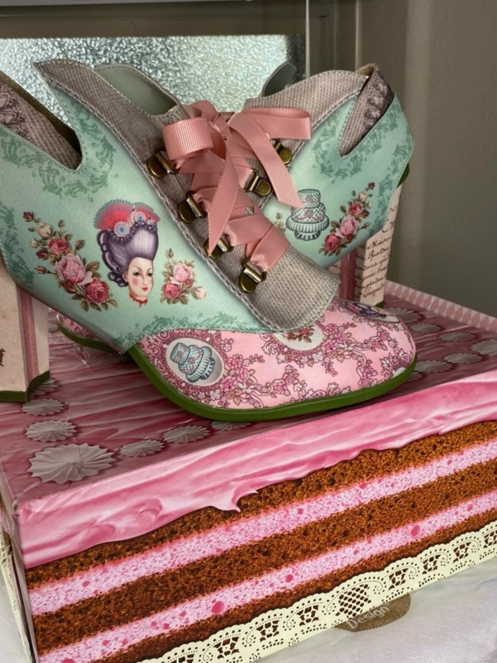 Marie Antoinette Heels from Hot Chocolate Designs, plus inserts!!